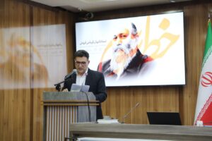 ویژه برنامه خط سوم استاد کیوان کرباس فروش نوازنده و مدرس موسیقی اصیل ایرانی همزمان با شب میلاد باسعادت منجی عالم بشریت حضرت ولیعصر(عج) در سالن اجتماعات شهید برگزینی شهرداری خوی برگزار شد.